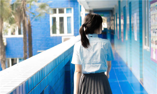 西峰如何找到一个可以帮助我生孩子的女人？